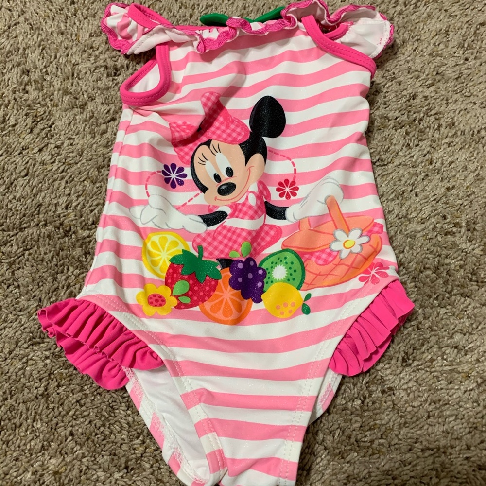 Girl swimsuit